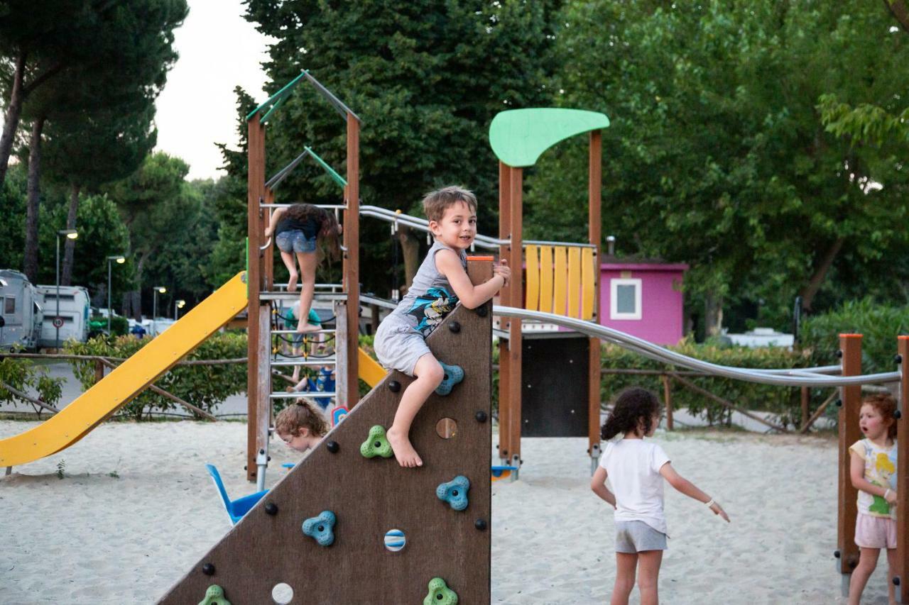 Parco vacanze Hu I Pini Village 3*